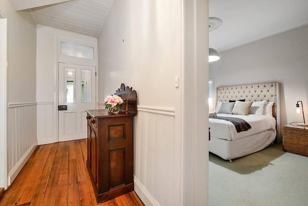 Blackwood Tree Cottage - Heritage Listed Property - Evandale! Экстерьер фото